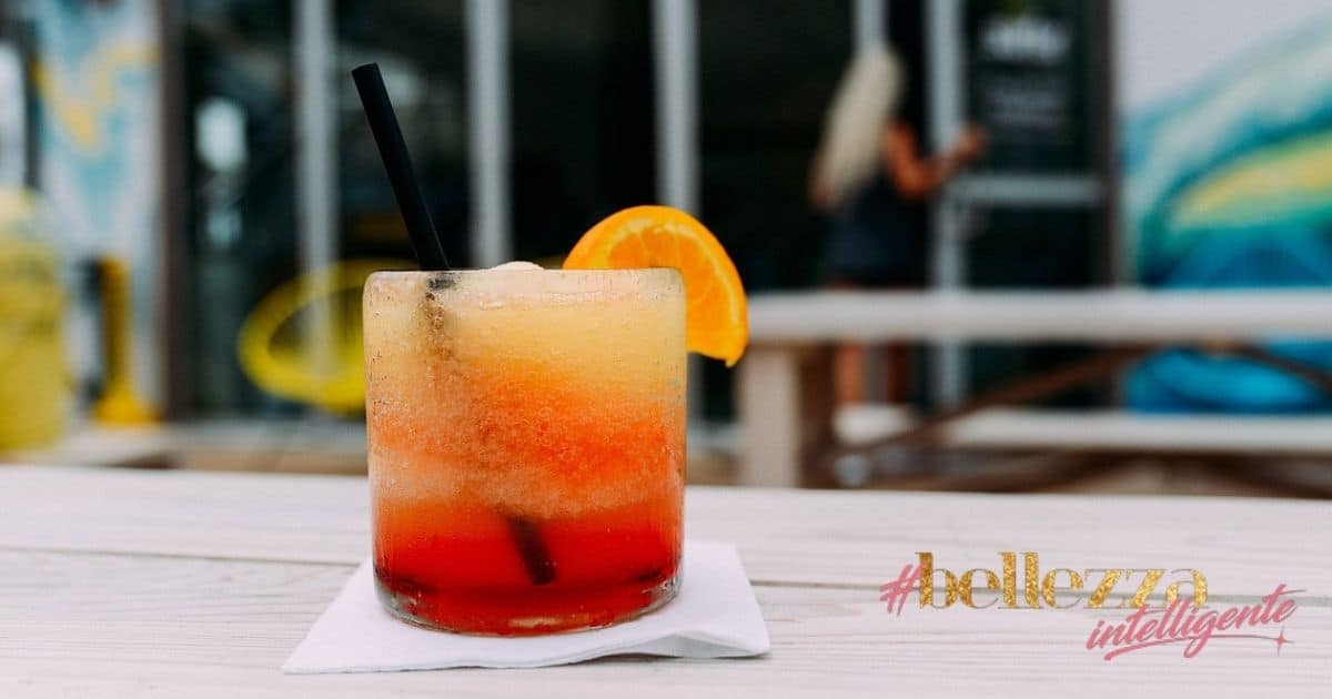 Cocktail analcolici semplicissimi per sentirci ovunque in vacanza